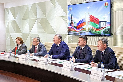 Верховные суды Беларуси и России подписали меморандум о взаимопонимании и сотрудничестве