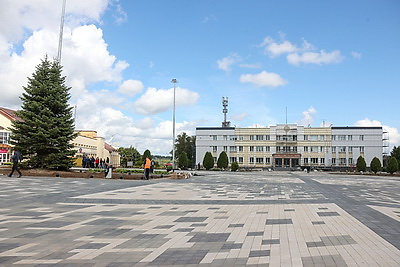 Капремонт, карусели в парке и зарядные станции. В Дзержинске завершается подготовка к \"Дажынкам\"