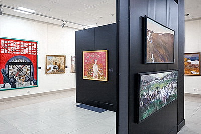 В Художественной галерее Савицкого проходит выставка \"Чтобы чувствовать\"