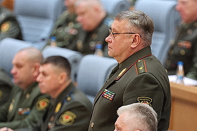 Лукашенко собрал совещание для подведения итогов комплексной проверки Вооруженных Сил