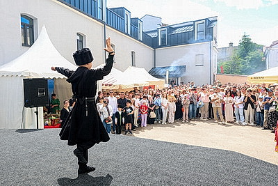Национальные подворья ярко представлены на фестивале культур в Гродно