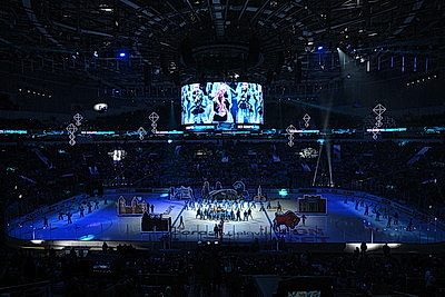 Лукашенко приехал на первую четвертьфинальную игру \"Динамо-Минск\" в плей-офф КХЛ