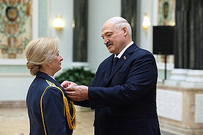 Лукашенко в преддверии священного праздника Дня Победы вручил государственные награды