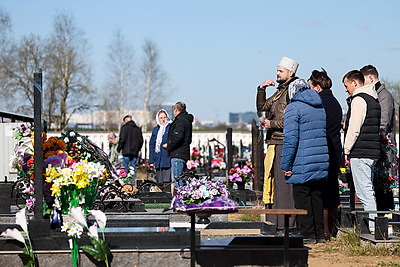 Православные верующие отметили Радуницу