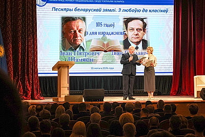 \"Как можно их не читать, это же духовный фундамент\". Современники о творчестве Шамякина и Мележа