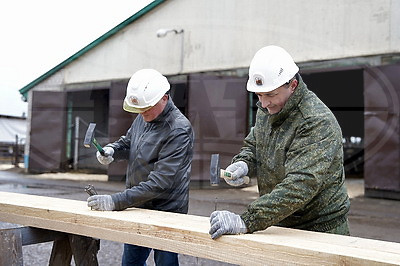 Республиканский субботник: в Дрибинском районе строили профилакторий для телят