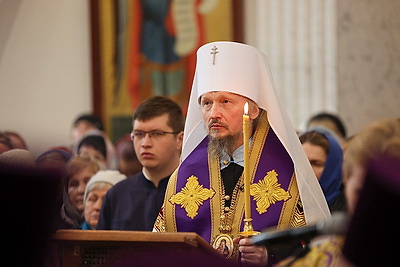 Частица Пояса Пресвятой Богородицы доставлена в Свято-Духов кафедральный собор в Минске