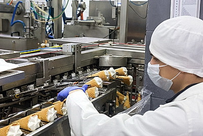 Загадка могилевского пломбира: как делают мороженое, любимое с детства