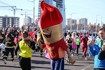 \"Заряд эндорфинами и цветы на финише\". \"Красивый забег\" прошел в Минске