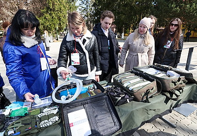 Более 100 участников собрал областной форум рабочей молодежи \"30 дней до Победы\" в Витебске