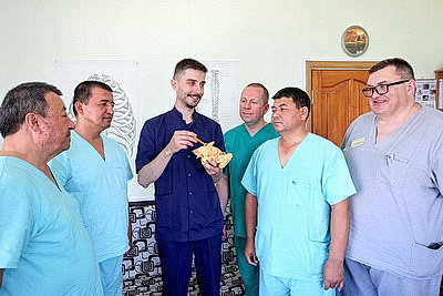 Витебские хирурги делятся новейшими технологиями проведения операций на позвоночнике с коллегами из Узбекистана