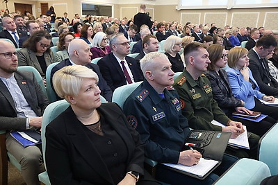 Целый ряд событий с приставкой \"впервые\". Минобразования подводит итоги работы в 2025 году