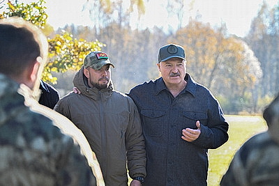Лукашенко ставит задачу по развитию в Беларуси народного ополчения
