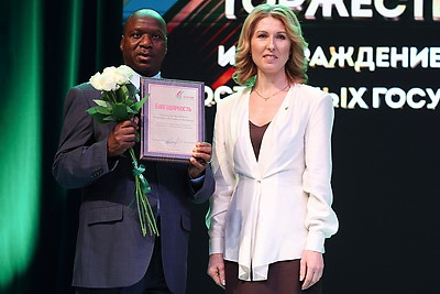 Новые проекты и международное сотрудничество. Заседание Высшего политического совета партии \"Белая Русь\" проходит в Минске