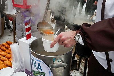 С задором, песнями и вкусными угощениями встретили в Могилеве праздник \"С Рождеством-2026\"