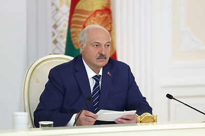 Лукашенко собрал совещание с руководством Совмина