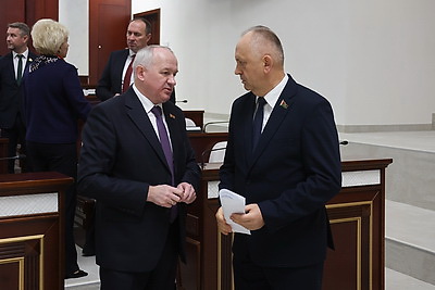 Законопроект о республиканском бюджете на 2027 год принят депутатами в первом чтении