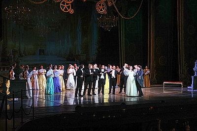 В Большом театре прошел концерт для более чем 1 тыс. пожилых людей