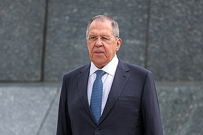 Лавров возложил венок к монументу Победы в Минске