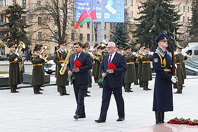 \"Нам есть чему учиться\". Председатель ЦИК Кыргызстана о работе с населением в Беларуси