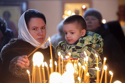 Православные верующие отпраздновали Сретение Господне