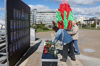 В 15-ю годовщину трагедии в Минске почтили память игроков и тренеров ярославского \"Локомотива\"