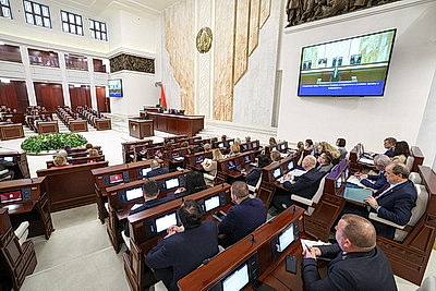 Правительство Беларуси работает над модернизацией системы пособий по уходу за ребенком