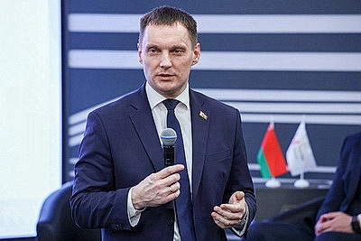 Скорость и компетентность. Перцов расставил акценты в работе ответственных за СМИ госорганов