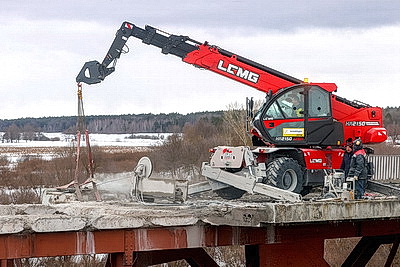 В Речицком районе приступили к реконструкции автомобильного моста через Днепр