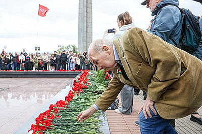 Радостно, трепетно, масштабно празднуют День Победы в Бресте