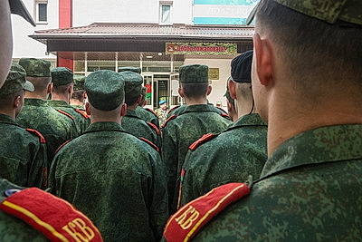 Кадеты Могилева прошли испытания на право ношения берета
