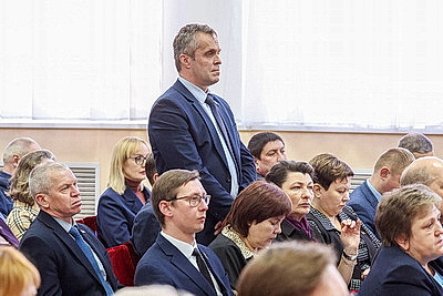 ЖКХ, здравоохранение, развитие территорий. Работу с обращениями в Витебской области рассмотрели в Ушачах