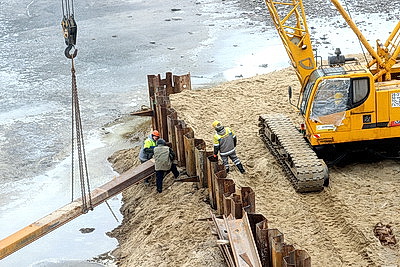 В Речицком районе приступили к реконструкции автомобильного моста через Днепр