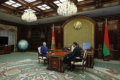 Лукашенко принял с докладом главу МИД по итогам его визитов в страны Африки