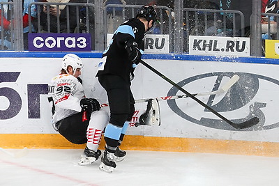 Минские динамовцы в овертайме дома уступили \"Авангарду\"