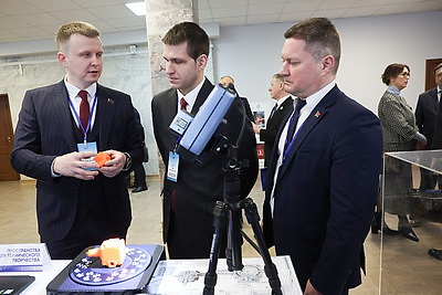 Целый ряд событий с приставкой \"впервые\". Минобразования подводит итоги работы в 2025 году