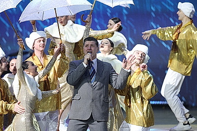 \"Мы все служим Отечеству\". Лукашенко отметил заслуги тех, кто двигает Беларусь вперед конкретными делами