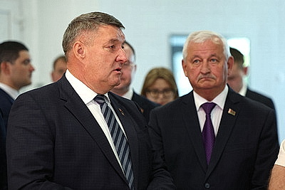 \"Можем конкурировать\". Лукашенко ставит задачу активнее осваивать рынок светодиодных ламп
