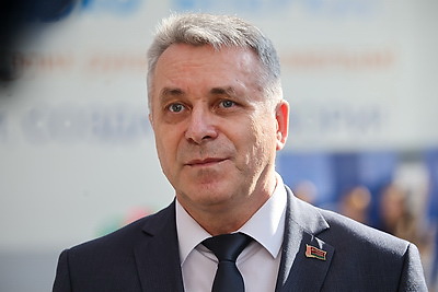 \"Образец для молодежи\". Орден Матери вручили 26 многодетным минчанкам