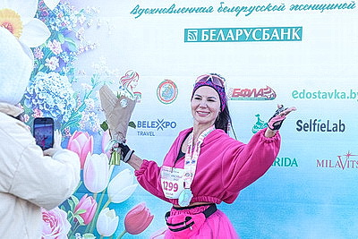 \"Заряд эндорфинами и цветы на финише\". \"Красивый забег\" прошел в Минске