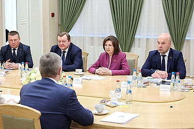 В Совете Республики прошла встреча с участниками международного туристического форума