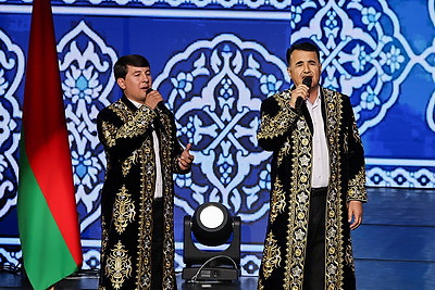 Национальные мелодии и мировые хиты. Мастера искусств Таджикистана представили гала-концерт в Минске
