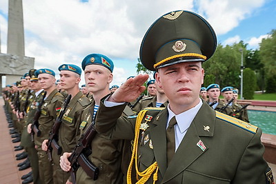 Около 10 тыс. новобранцев приняли военную присягу в Вооруженных Силах Беларуси
