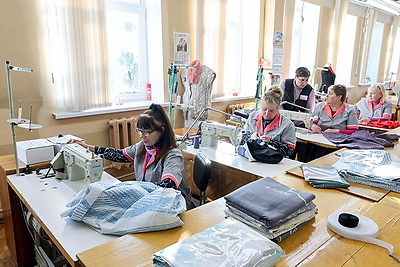 \"Ценовой фактор - решающий\". Как в полоцком доме быта сохраняют популярные у населения услуги