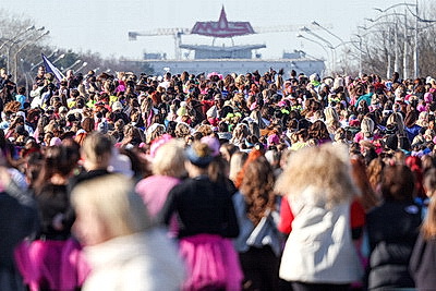 \"Заряд эндорфинами и цветы на финише\". \"Красивый забег\" прошел в Минске