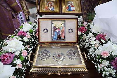 Радостью наполняется сердце. Ковчег с Поясом Пресвятой Богородицы встретили в Витебске