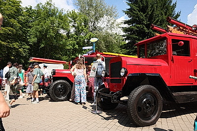 От парада на воде до интерактивных площадок. В Минске отметили День пожарной службы