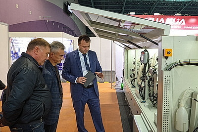 Международные выставки по деревообработке и дорожному строительству открылись в Минске