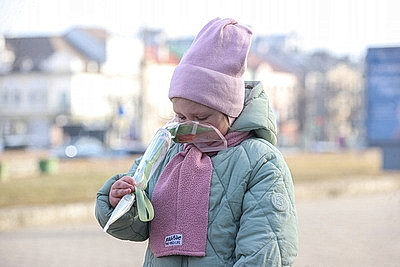 Плац-концерты, море цветов и теплых слов. В Бресте мужчины поздравили женщин