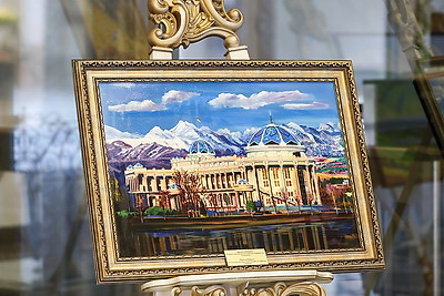 \"Мы разные, но мы едины\". Экскурсия во Дворец Независимости дала старт новому проекту Белорусского союза женщин